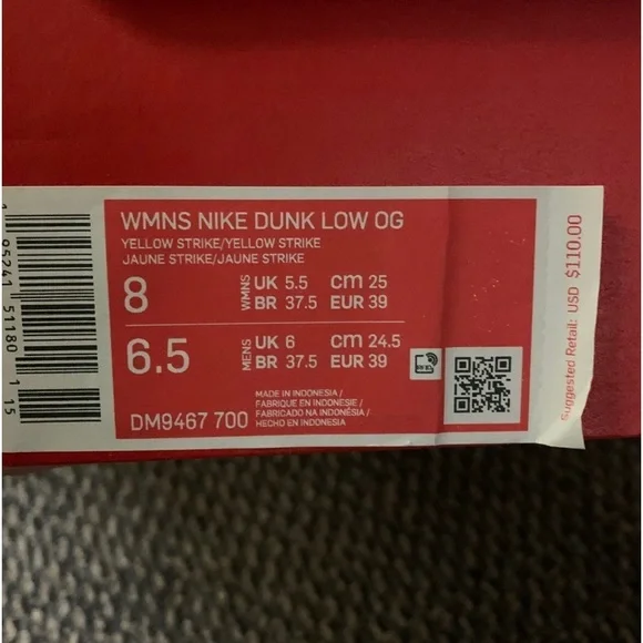 Womens Nike Dunk Low OG Yellow Strike / Yellow Strike 8W / 6.5M DM9467-700 - Picture 4 of 4